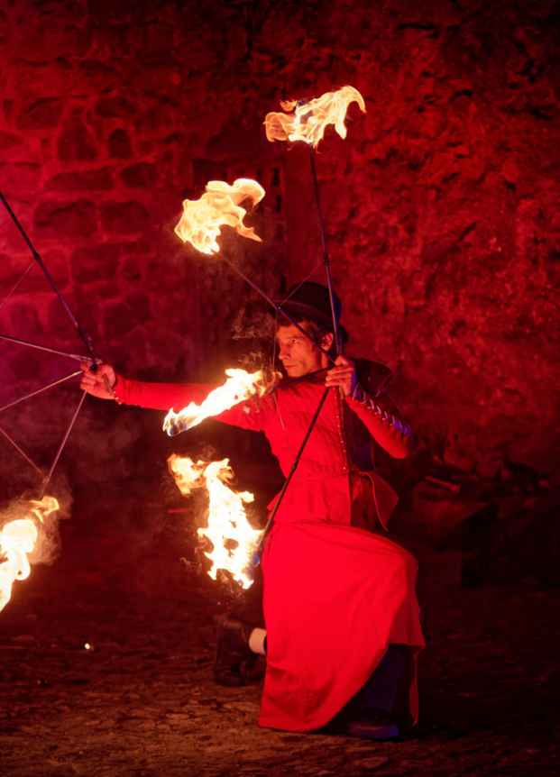 danseur-feu-suisse-evenement