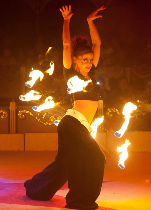 danseuse-feu-suisse-evenement