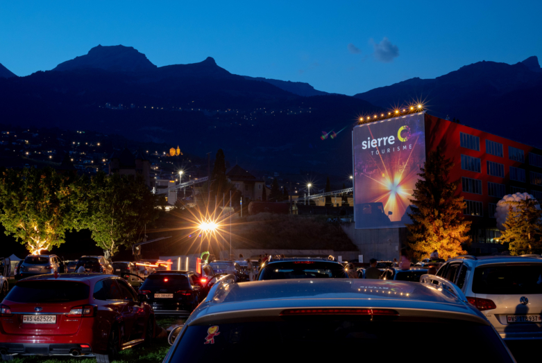 drive-in-suisse-fete-nationale